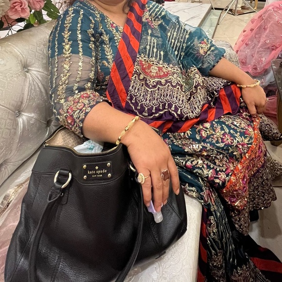 Formal 3 Piece Shalwar Kameez - Picture 3 of 8